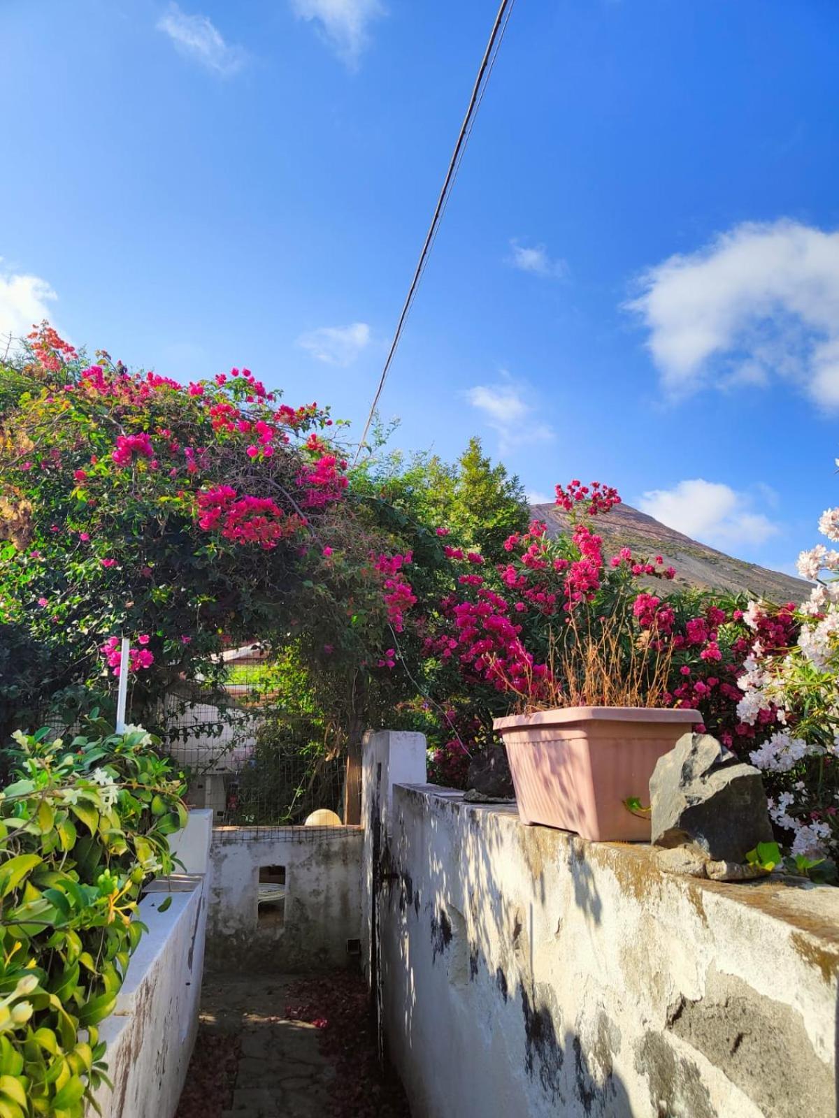 Residence Vulcano Cottage מראה חיצוני תמונה